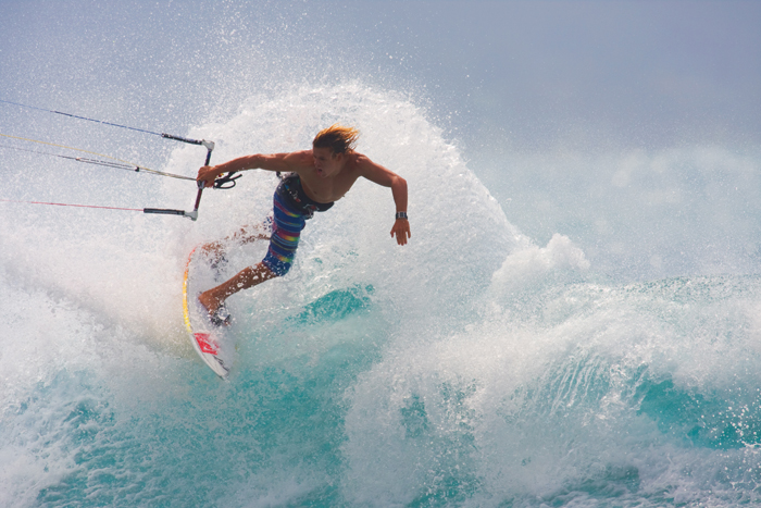 KITESURF LESSONS & WAVES RIDING LESSONS KITE BEACH MAUI